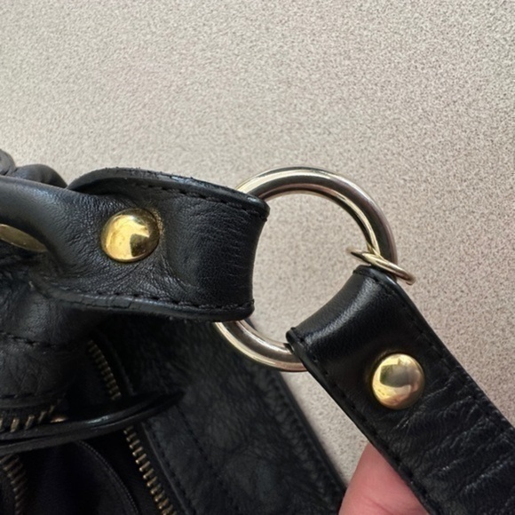 Carol J for Gianni Notaro Large Genuine Leather Shoulder Bag with Gold Studs - Picture 5 of 11